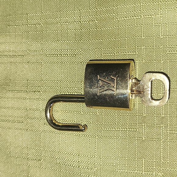 Louis Vuitton Other - Louis Vuitton Vintage Gold Lock and Key Set #314